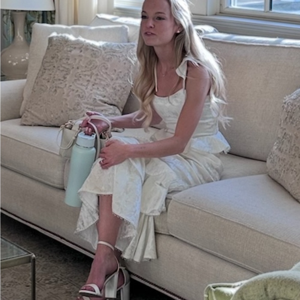 V. Chapman Violet dress in Coconut Macaron - Picture 9 of 11
